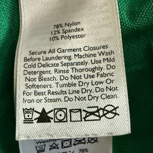 First Ascent Women's S Bright Green Zip-Front Lightweight Soft Shell Jacket - Picture 7 of 7